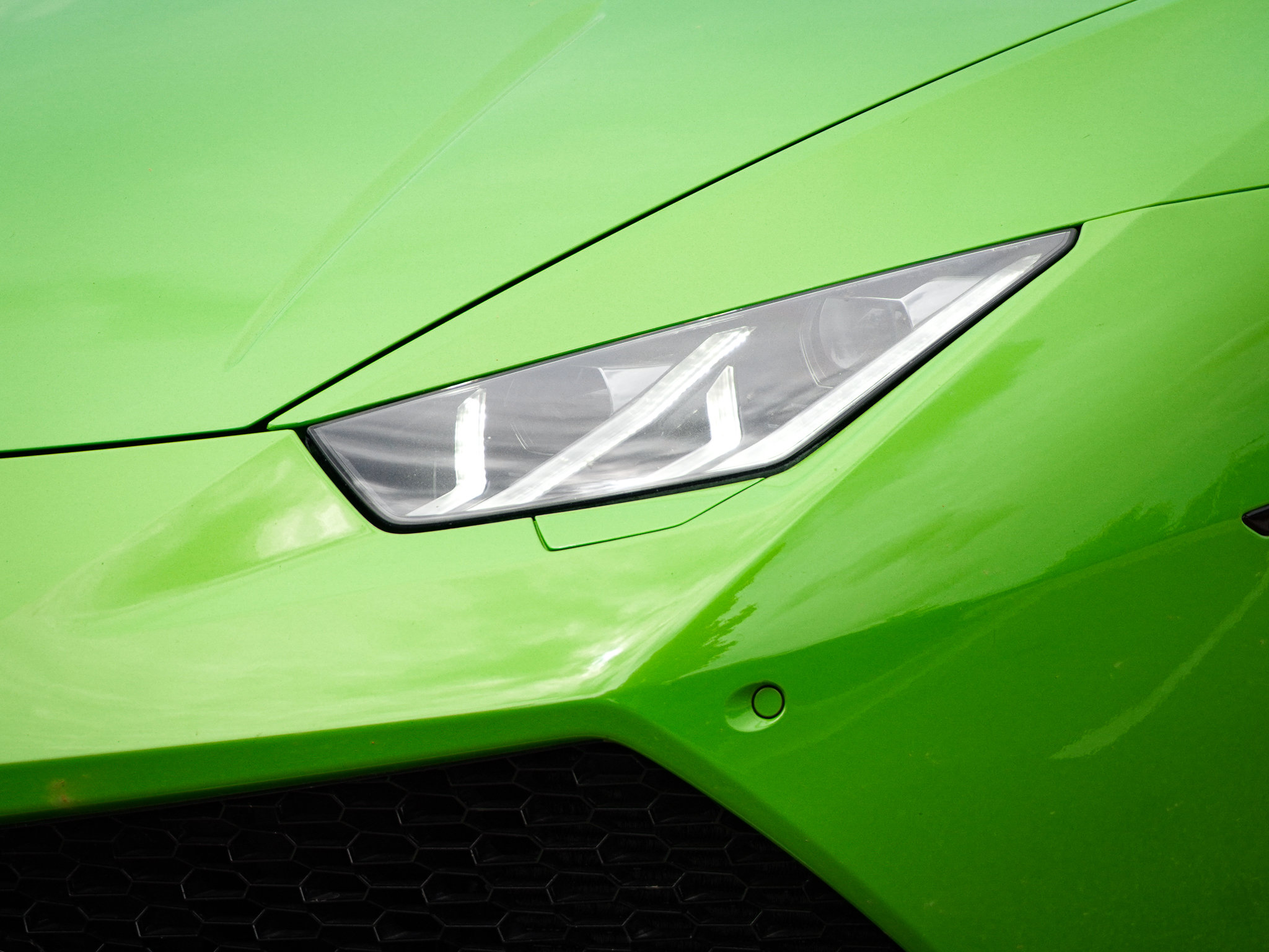Used 2015 Lamborghini Huracan LP 610-4 AWD/4WD image 6