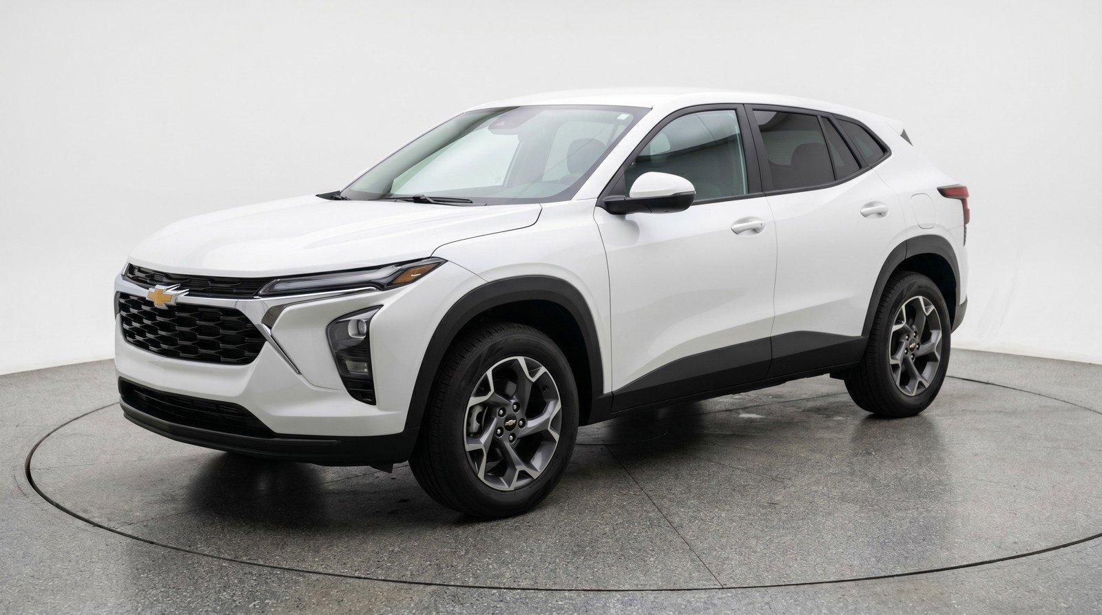 Used 2025 Chevrolet Trax LT FWD image 3