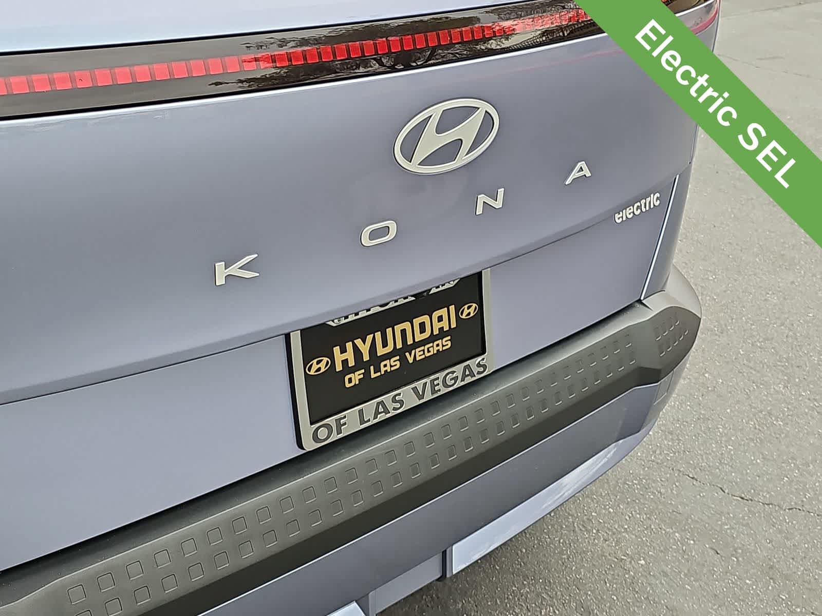 Certified 2024 Hyundai Kona SEL FWD image 11