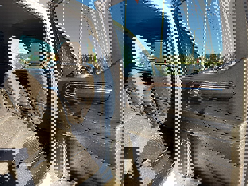 Used 2024 GMC Sierra 1500 SLE image 14