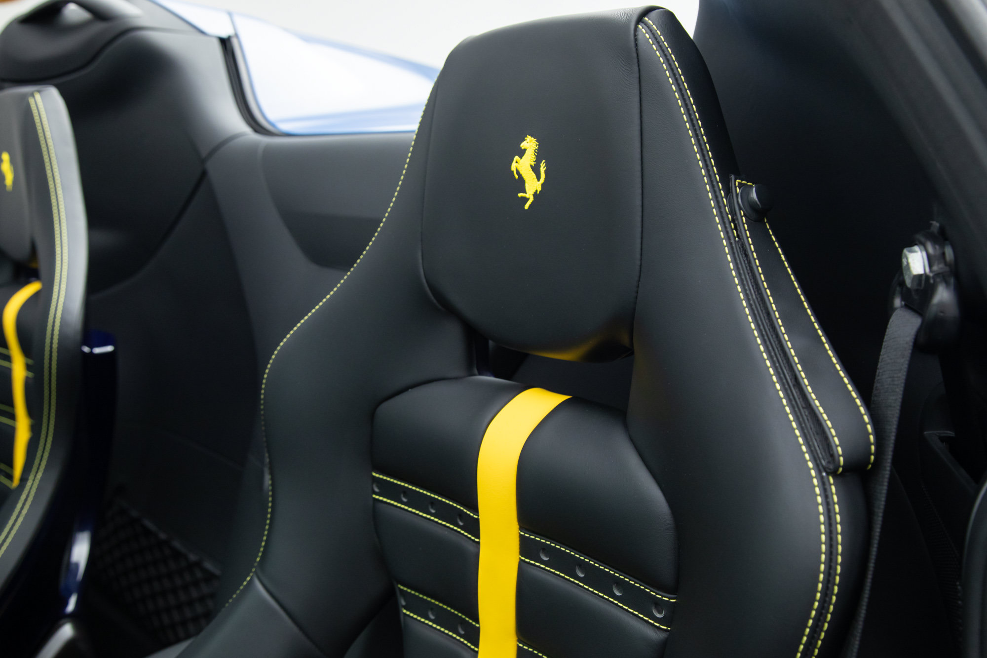 Certified 2021 Ferrari 812 GTS RWD image 32