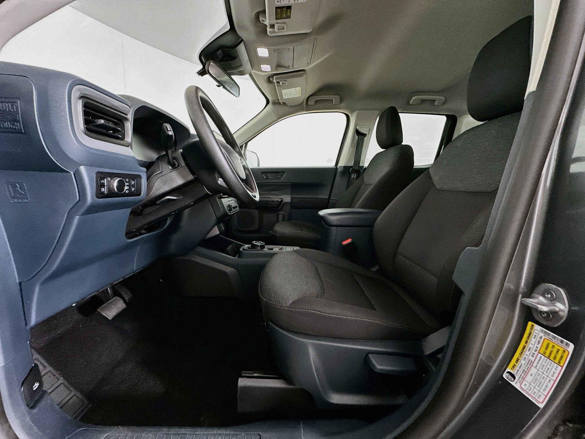 Used 2025 Ford Maverick XL FWD image 13