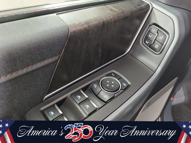 Used 2023 Ford F150 Lightning Lariat AWD/4WD image 17