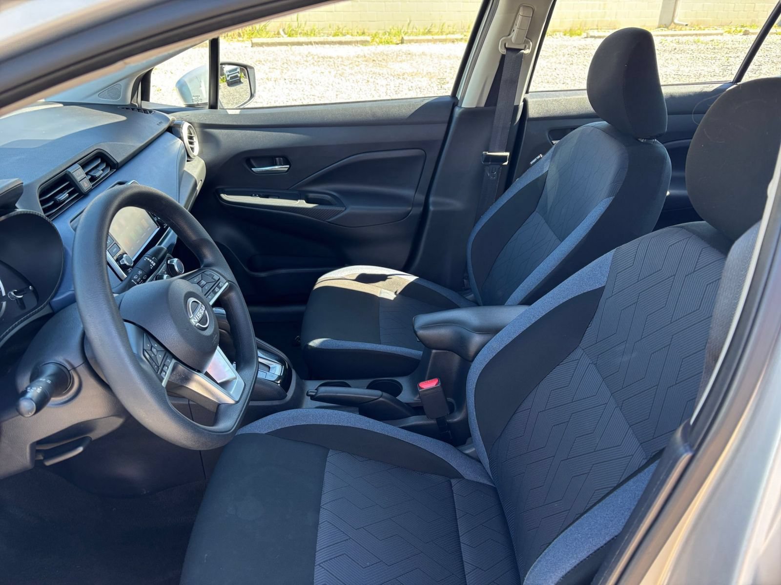 Used 2025 Nissan Versa SV FWD image 24