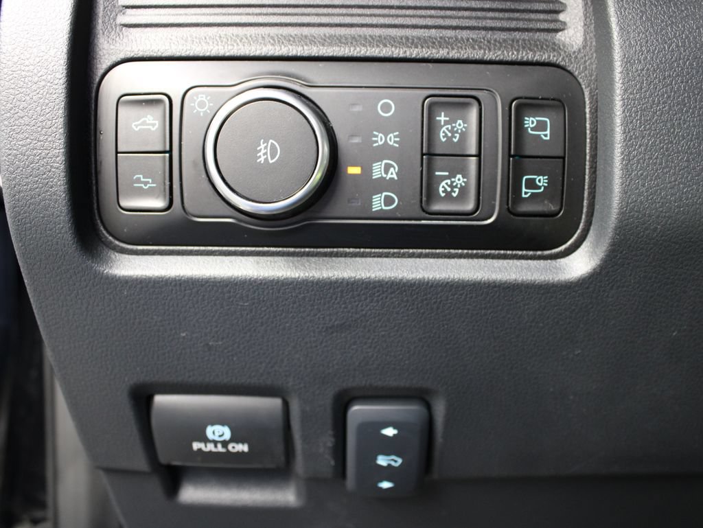 Used 2026 Ford F250 Platinum w/ FX4 Off-Road Package AWD/4WD image 65