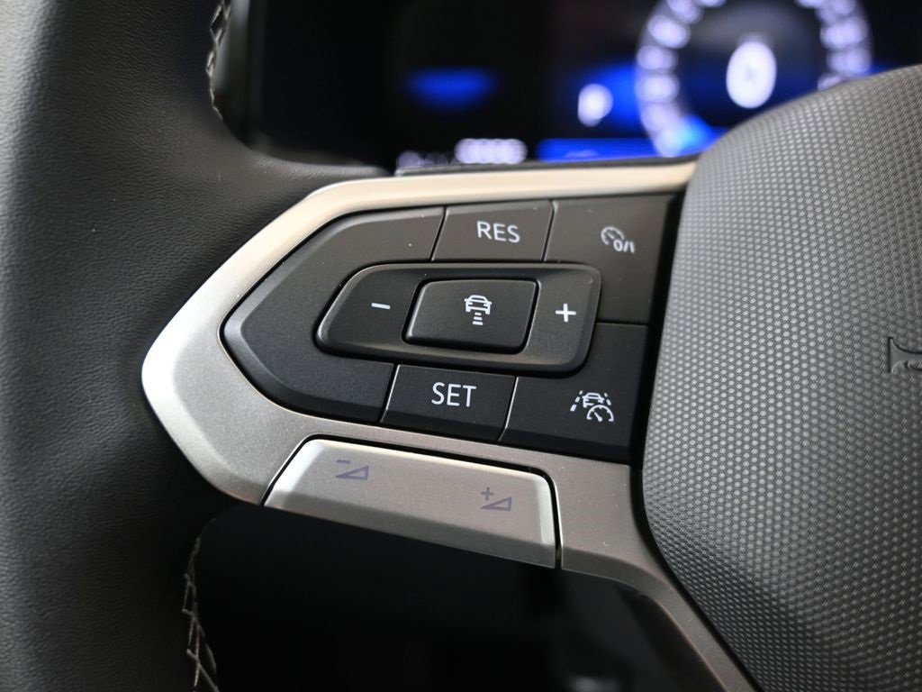 New 2025 Volkswagen Taos S image 26