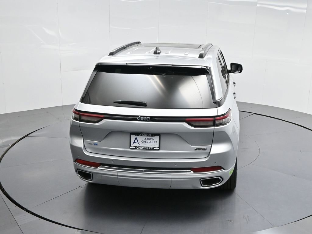 Used 2022 Jeep Grand Cherokee Overland w/ Advanced Protech Group III image 48