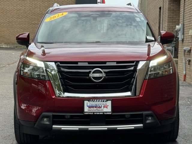 Used 2024 Nissan Pathfinder SL AWD/4WD image 40