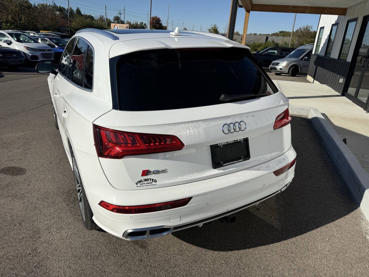 Used 2018 Audi SQ5 Premium Plus w/ S Sport Package AWD/4WD image 10