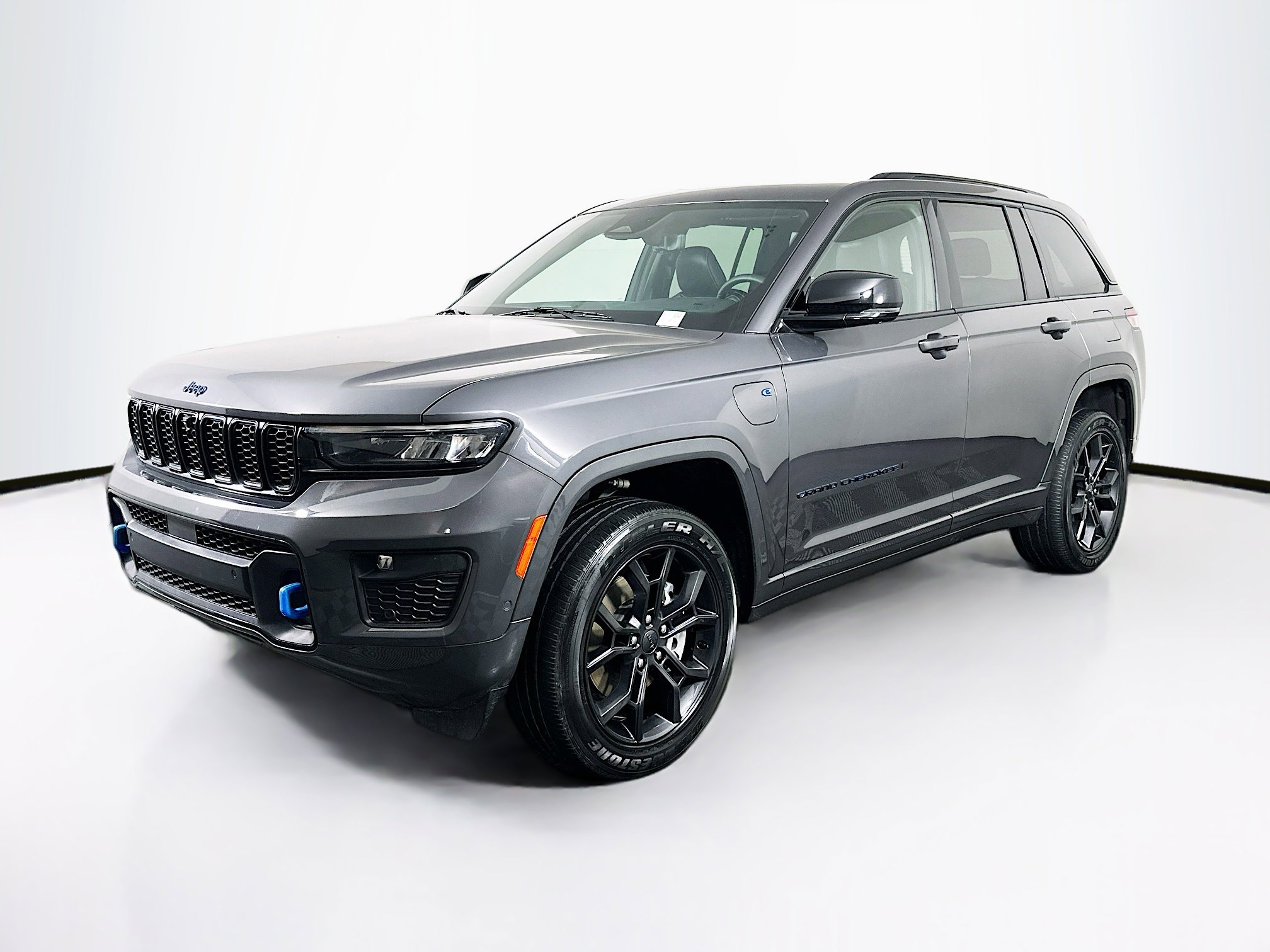 Used 2024 Jeep Grand Cherokee Limited 4xe image 3