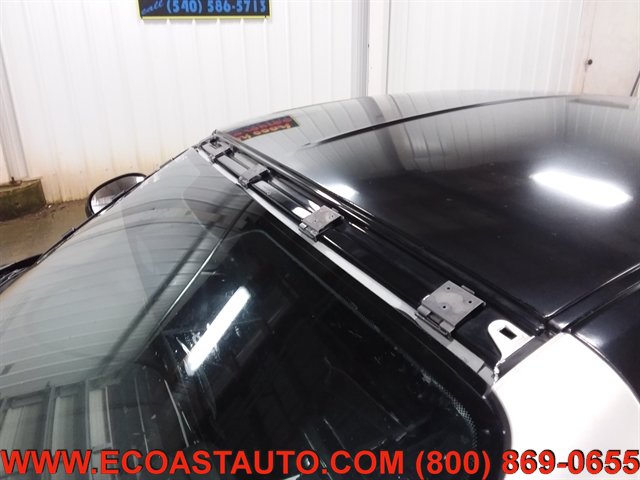 Used 2005 Chrysler Crossfire Limited RWD image 13