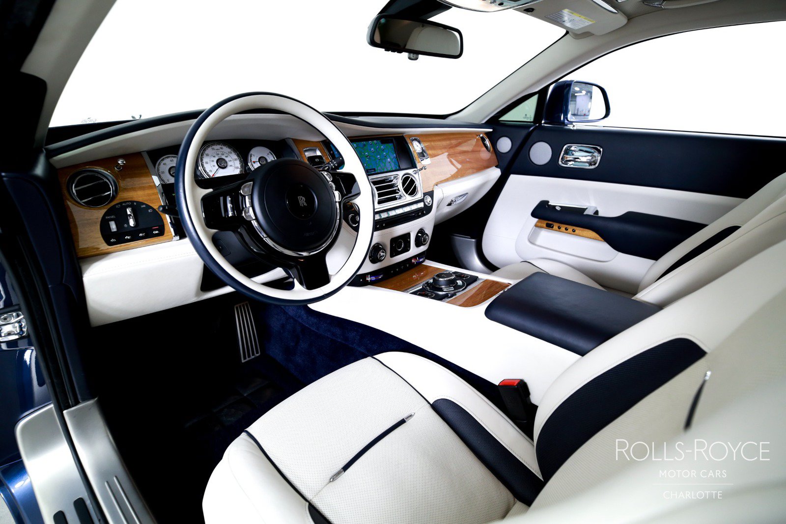 Certified 2019 Rolls-Royce Wraith RWD image 4