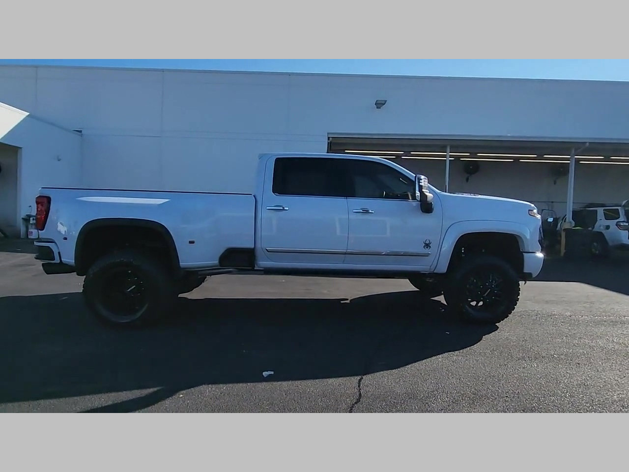 New 2026 Chevrolet Silverado 3500 High Country w/ High Country Premium Package image 30