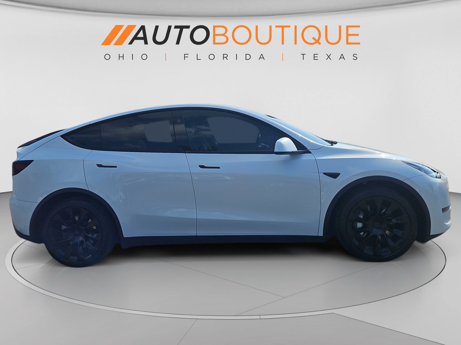 Used 2024 Tesla Model Y Long Range AWD/4WD image 6