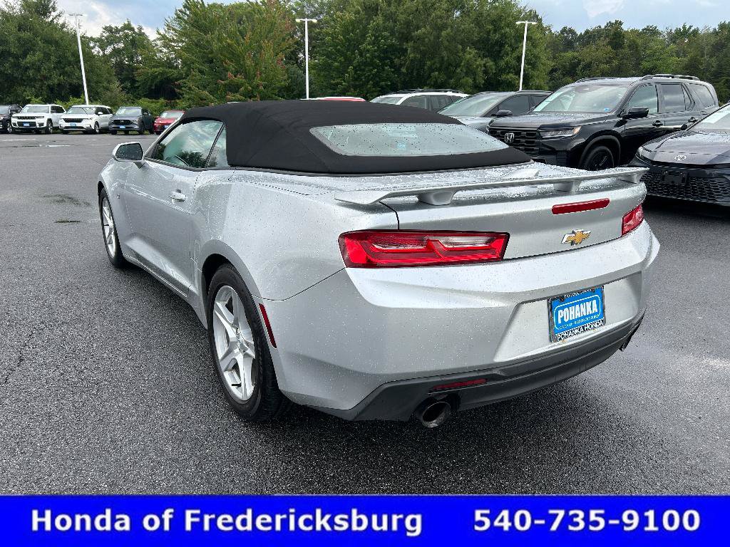 Used 2017 Chevrolet Camaro LT RWD image 3