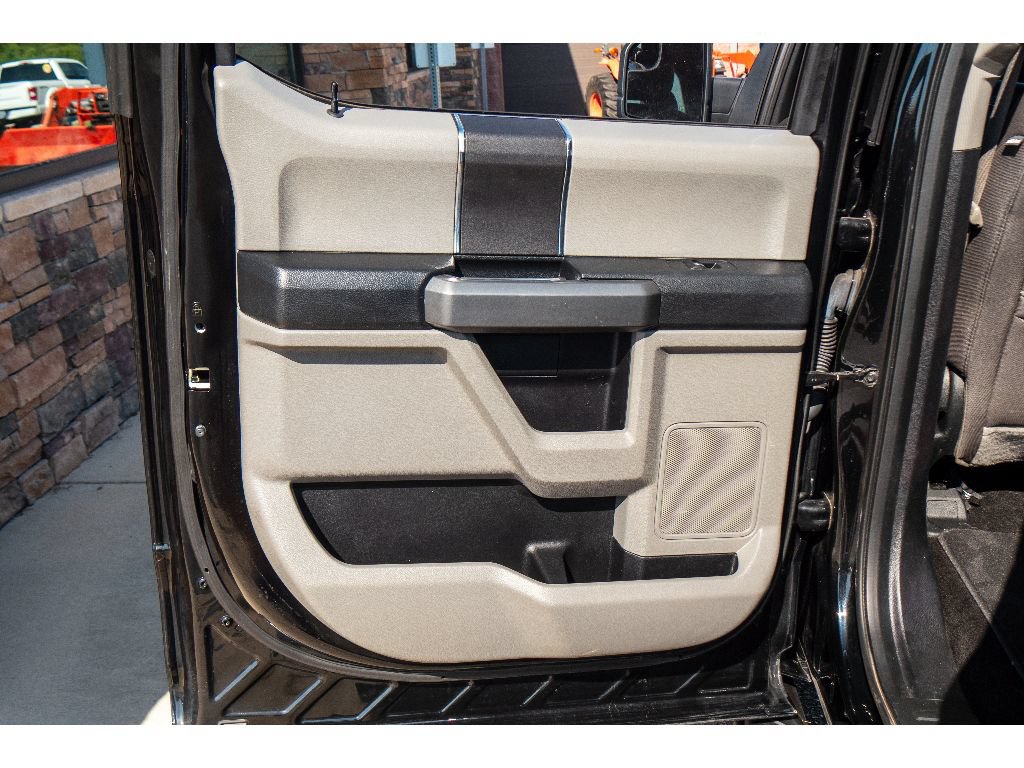 Used 2018 Ford F150 XLT AWD/4WD image 17