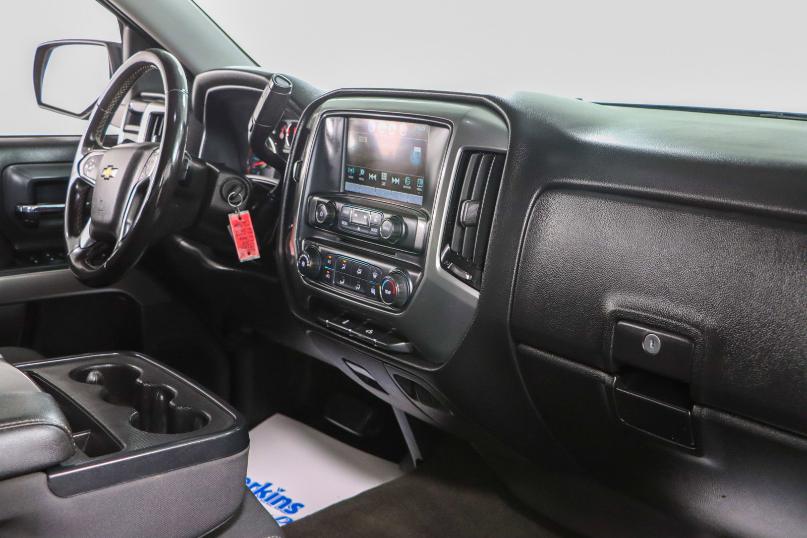 Used 2018 Chevrolet Silverado 1500 LT AWD/4WD image 26