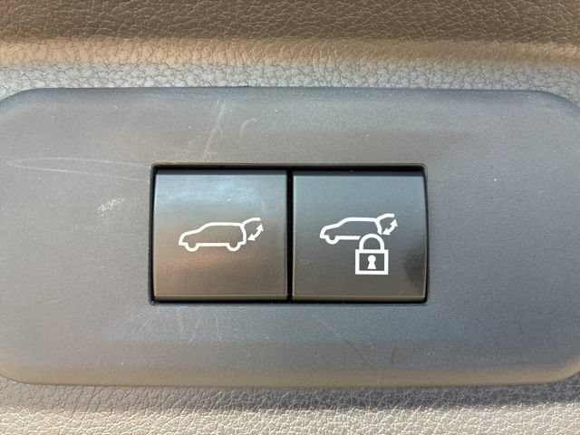 Used 2024 Toyota Grand Highlander AWD image 8