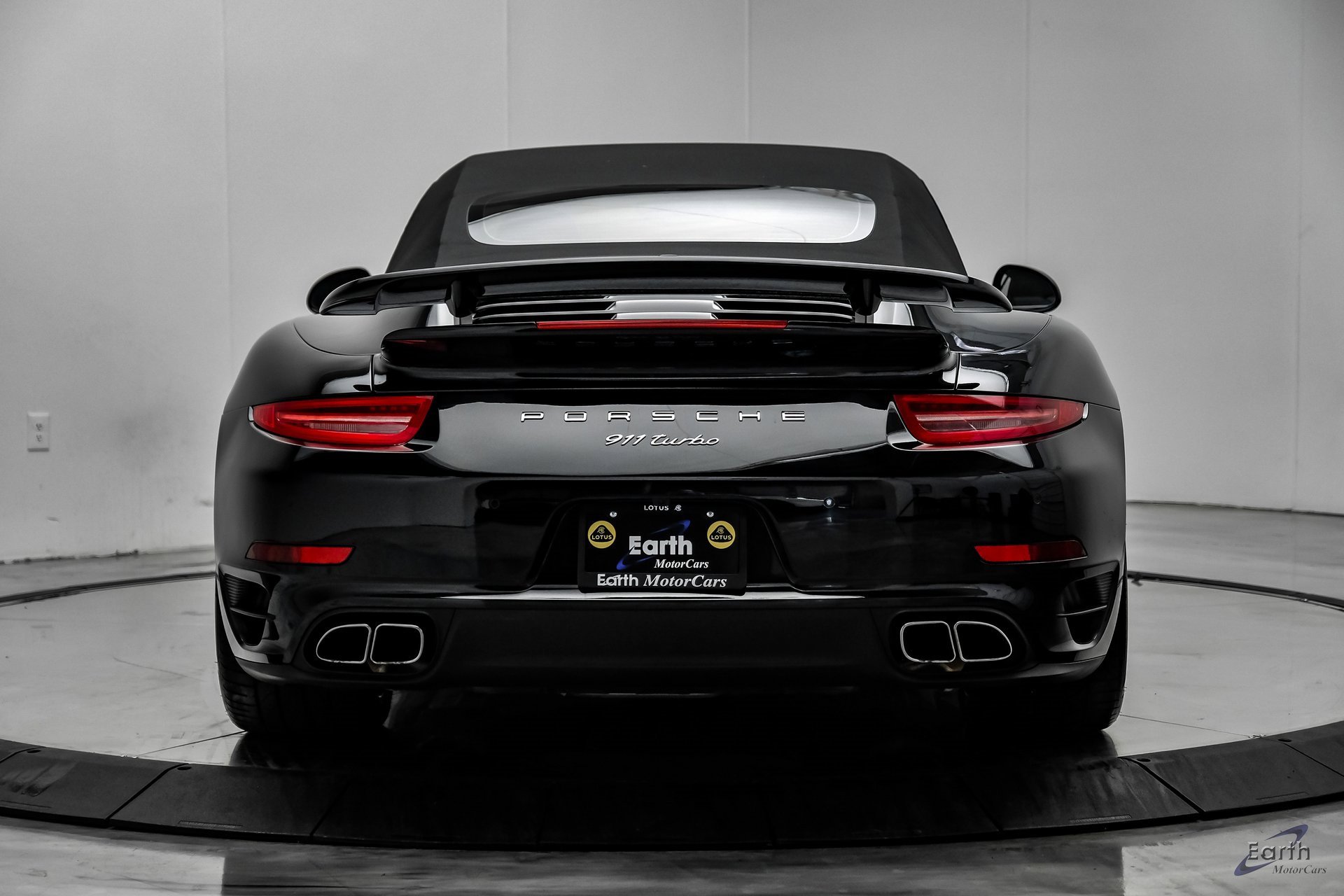 Used 2015 Porsche 911 Turbo image 13