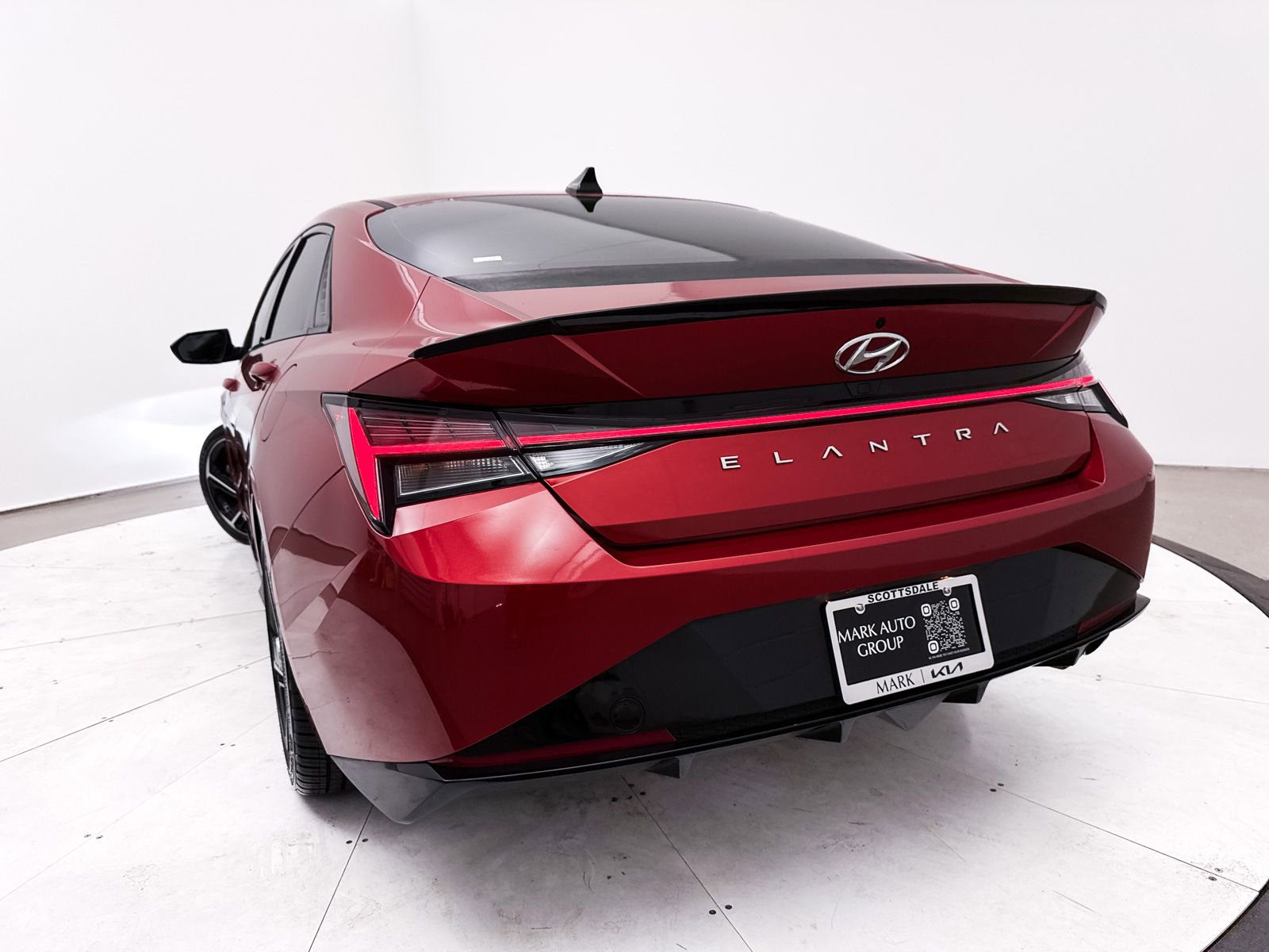 Used 2022 Hyundai Elantra N Line image 8