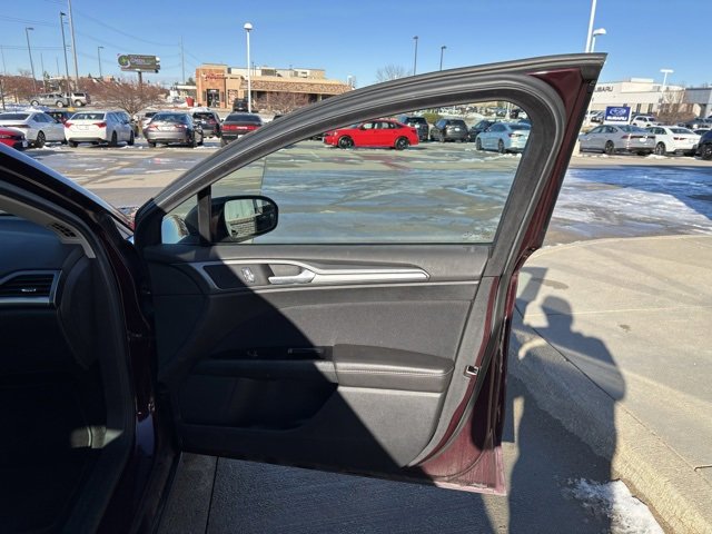 Used 2013 Ford Fusion SE image 20