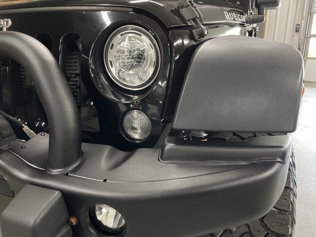 Used 2018 Jeep Wrangler Unlimited Rubicon w/ Cold Weather Group AWD/4WD image 63
