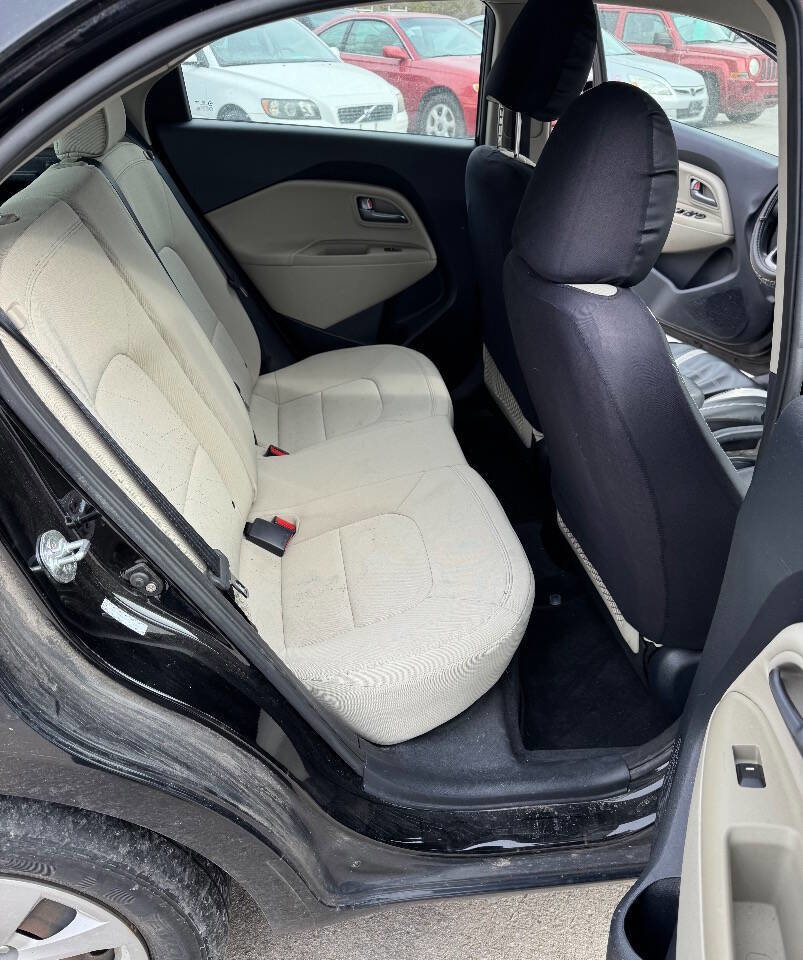 Used 2013 Kia Rio EX image 10