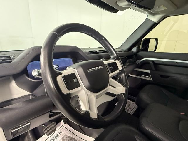 Used 2021 Land Rover Defender 90 First Edition image 16