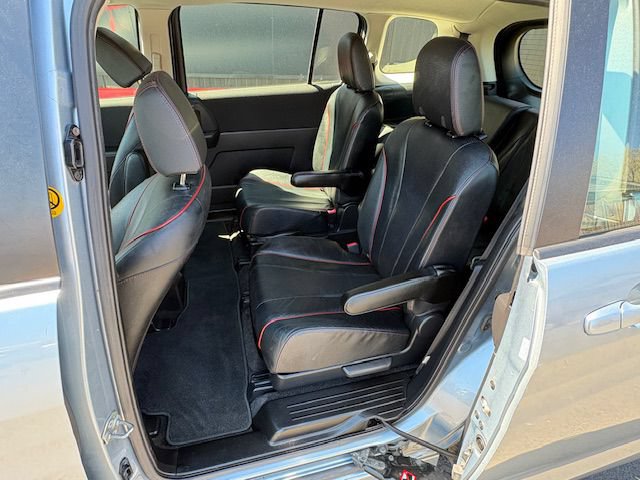 Used 2012 MAZDA MAZDA5 Grand Touring FWD image 15