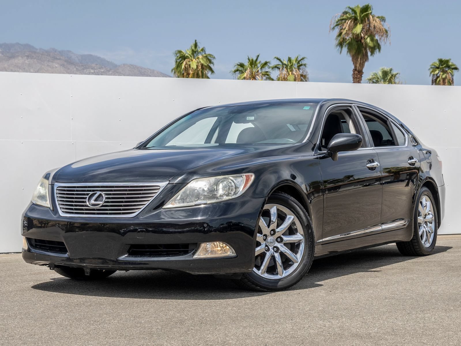 Used 2008 Lexus LS 460 RWD image 1