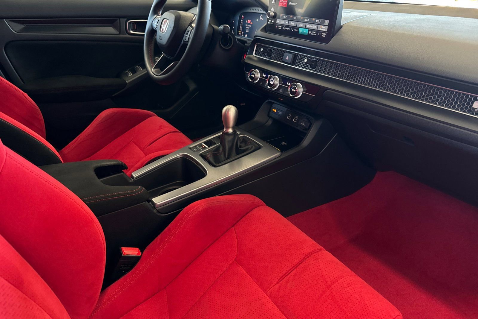 Used 2024 Honda Civic Type R image 15