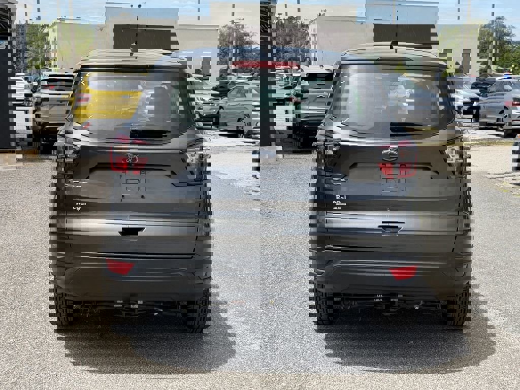 Used 2018 Ford Escape S FWD image 6