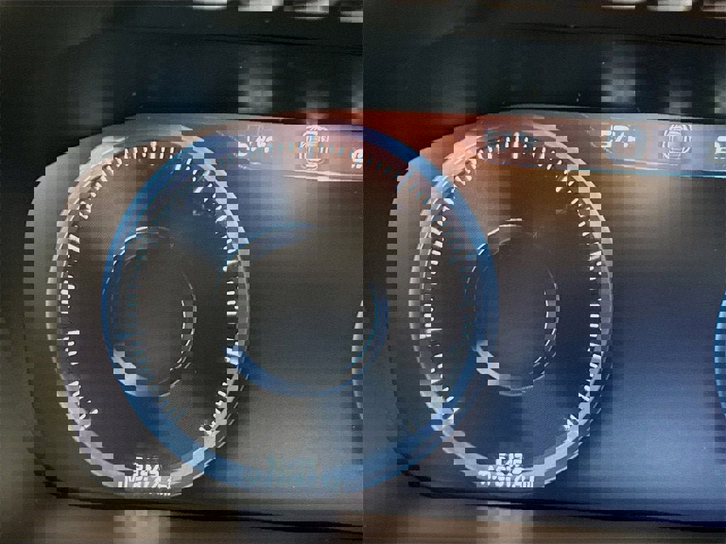 Used 2022 Volvo XC90 T8 Inscription Expression w/ Protection Package Premier image 6