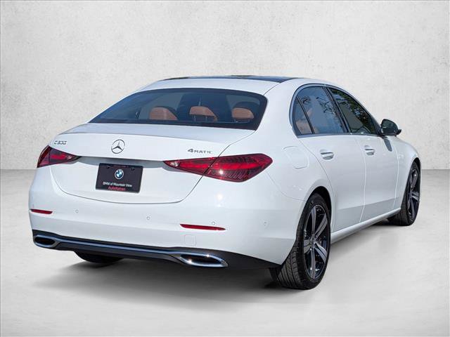 Used 2025 Mercedes-Benz C 300 4MATIC Sedan image 5