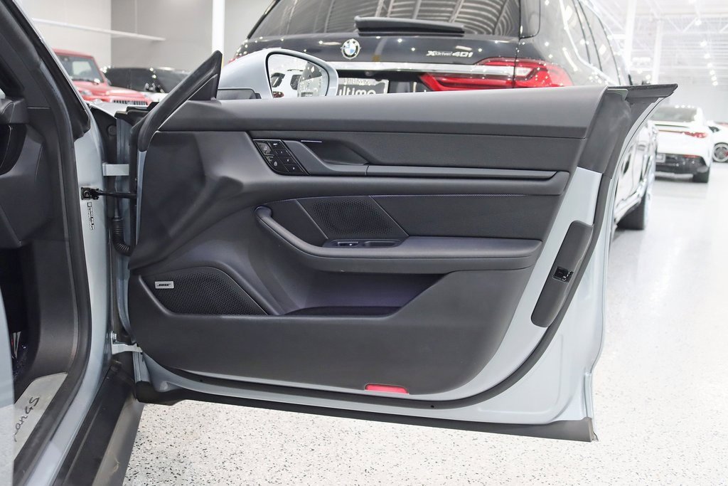 Used 2021 Porsche Taycan 4S image 36