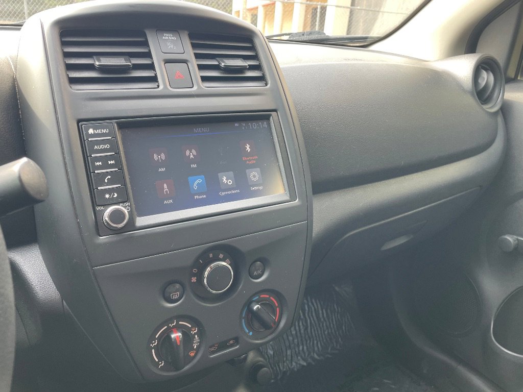 Used 2019 Nissan Versa S Plus image 36