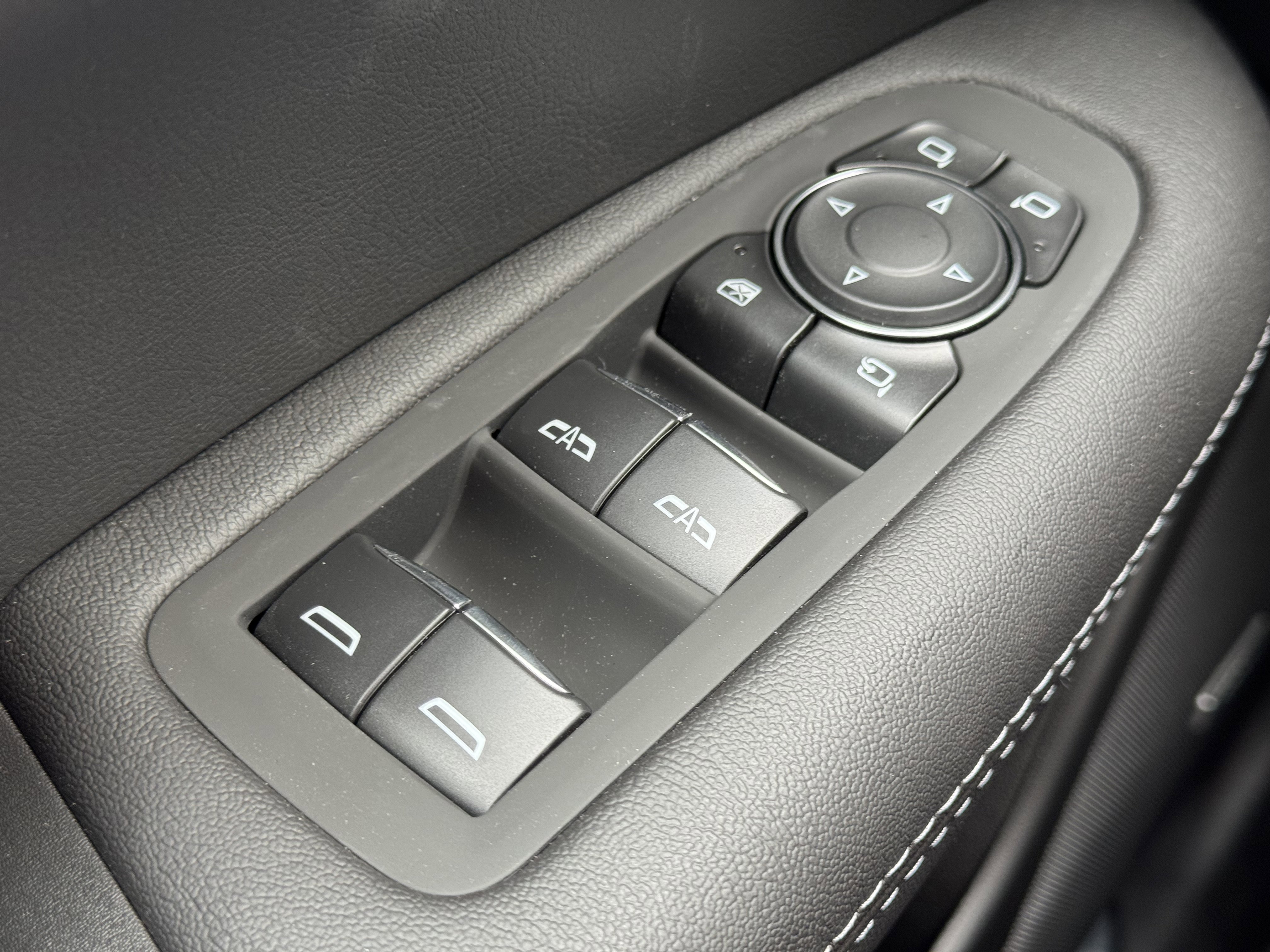 New 2025 Cadillac XT5 Premium Luxury image 30