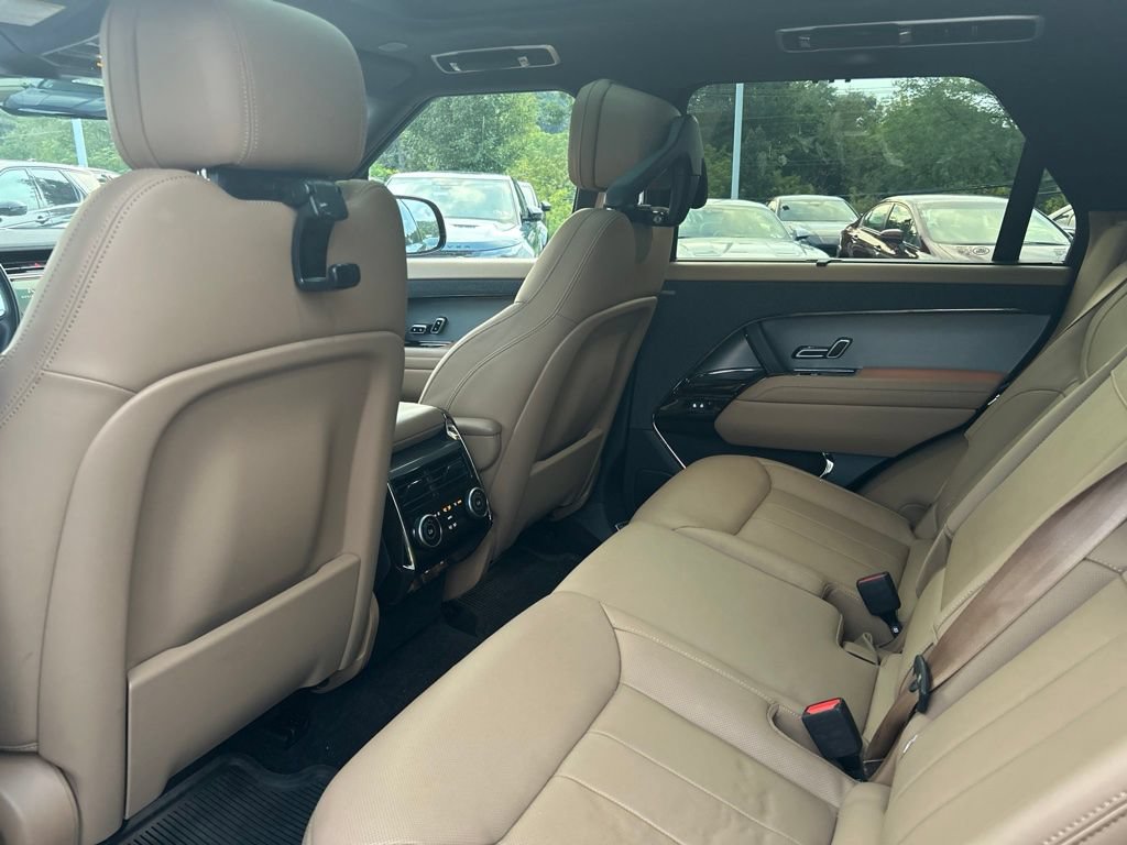 Certified 2025 Land Rover Range Rover Sport SE AWD/4WD image 11