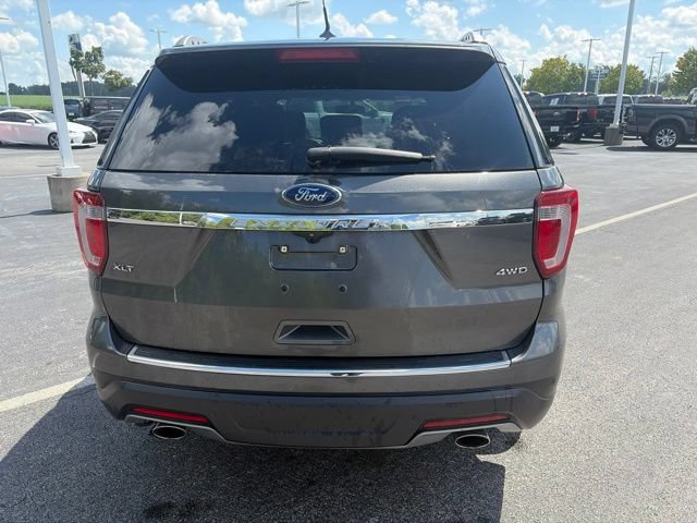 Used 2018 Ford Explorer XLT w/ Equipment Group 202A AWD/4WD image 12