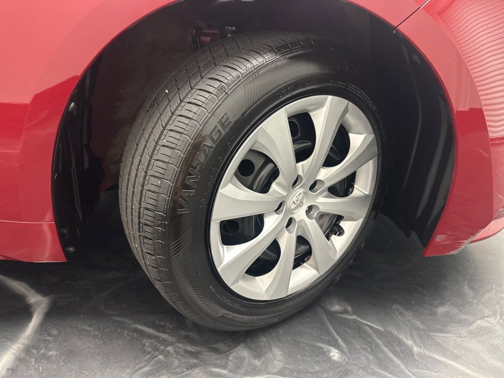 Used 2023 Toyota Corolla LE image 31