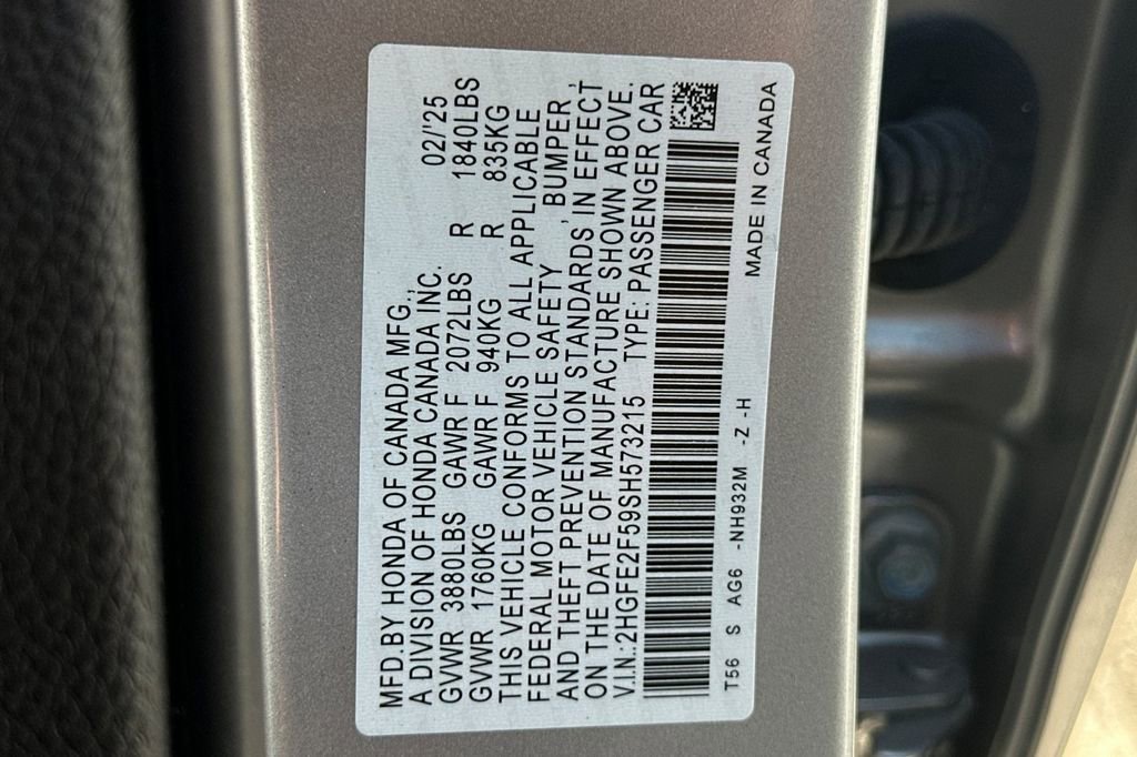 Used 2025 Honda Civic Sport image 32