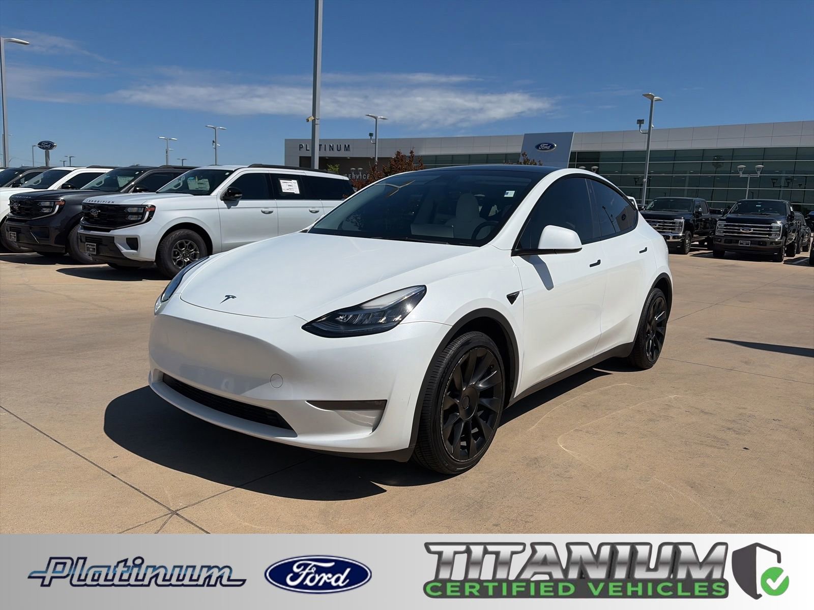 Used 2023 Tesla Model Y Long Range image 1