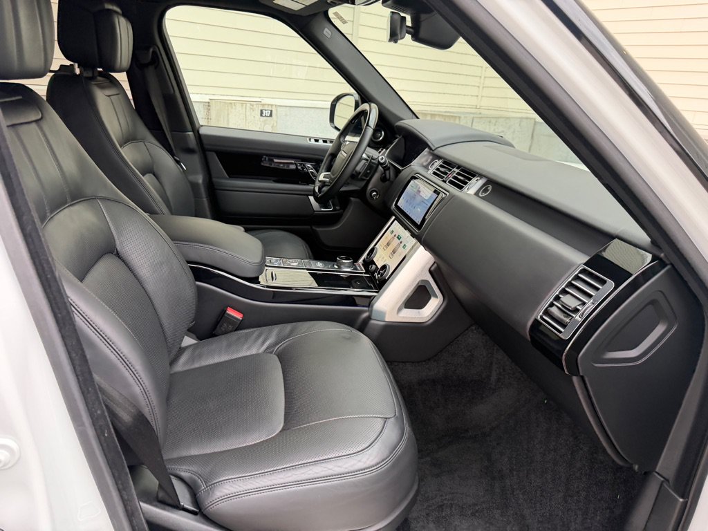 Used 2020 Land Rover Range Rover HSE AWD/4WD image 34