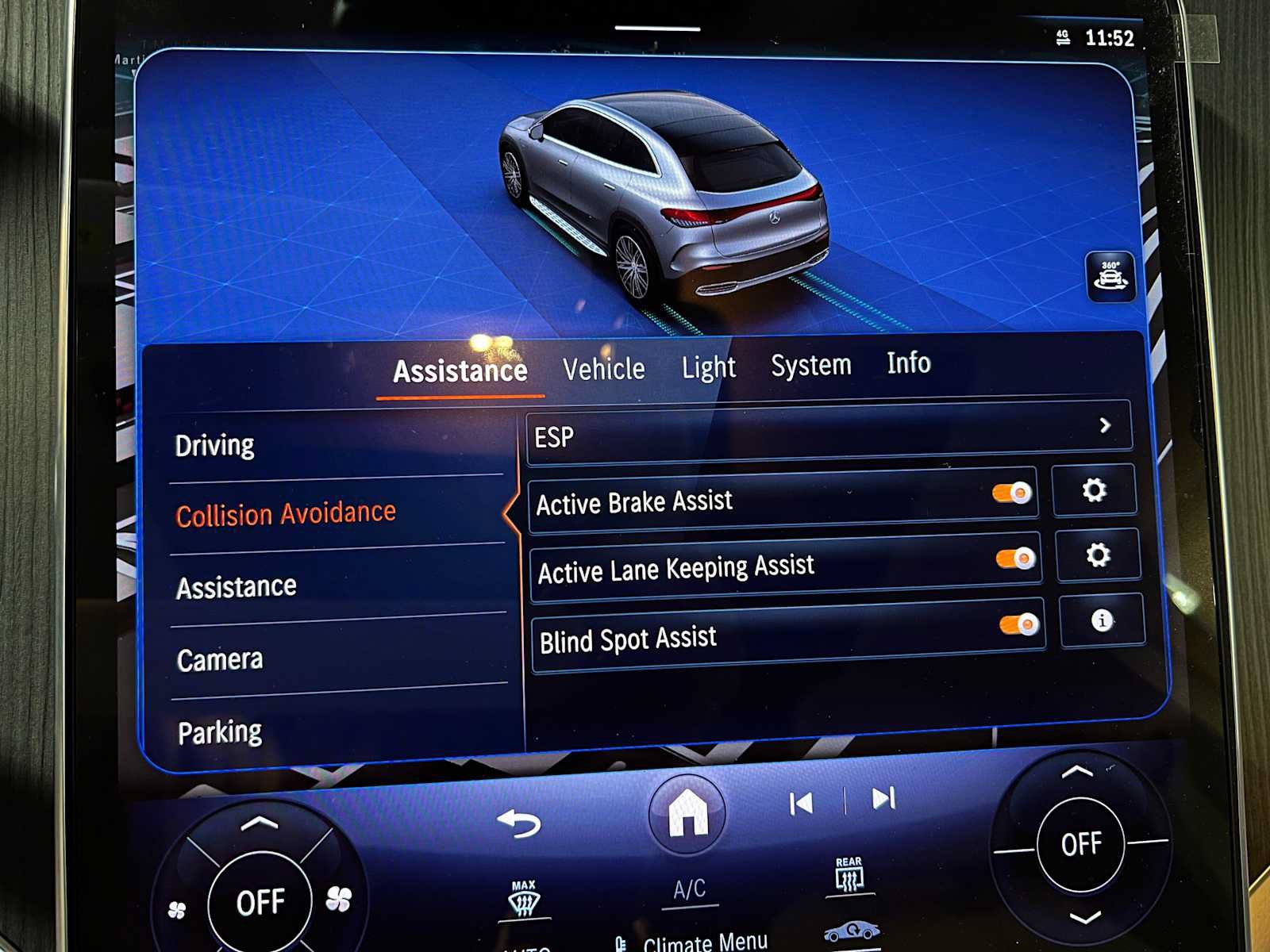 Used 2026 Mercedes-Benz EQE 320 4MATIC SUV image 41