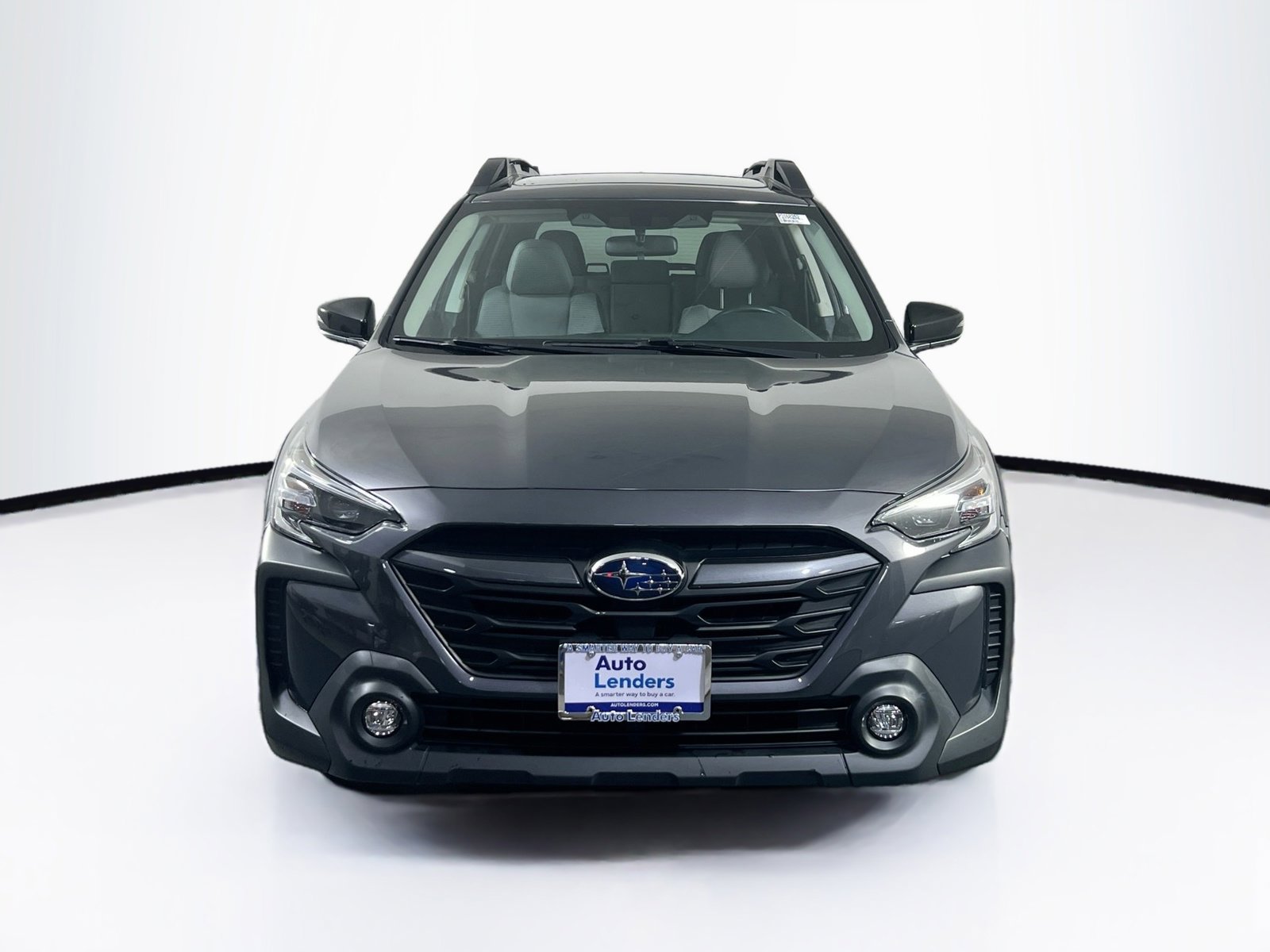 Used 2023 Subaru Outback Premium image 2