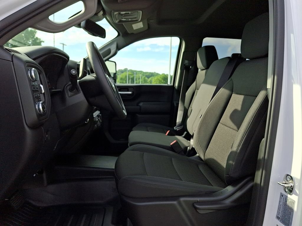 New 2026 GMC Sierra 2500 Pro w/ Max Trailering Package AWD/4WD image 9