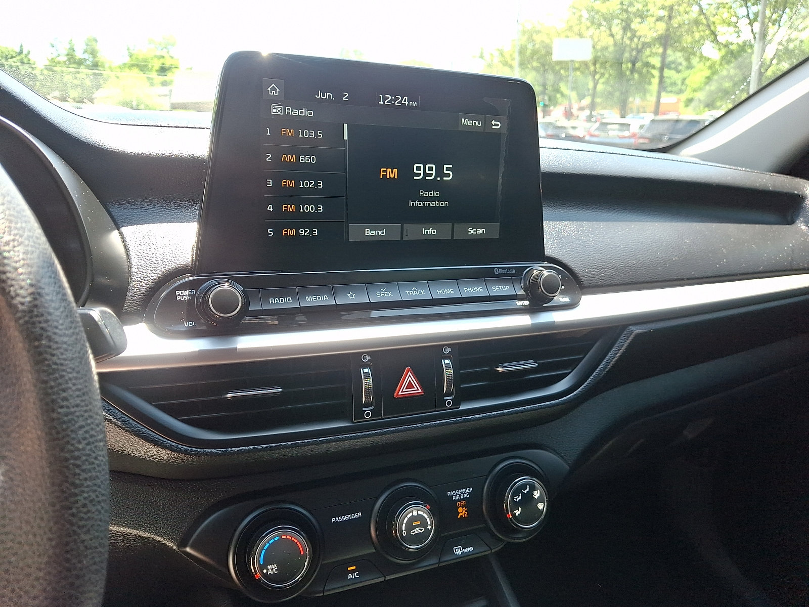 Used 2020 Kia Forte LXS FWD image 23