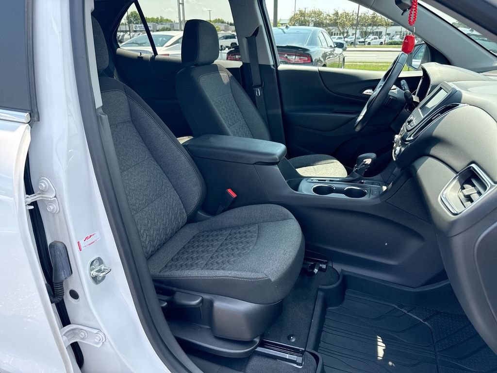 Used 2022 Chevrolet Equinox LT AWD/4WD image 25