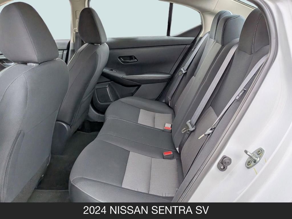 Used 2024 Nissan Sentra SV FWD image 15