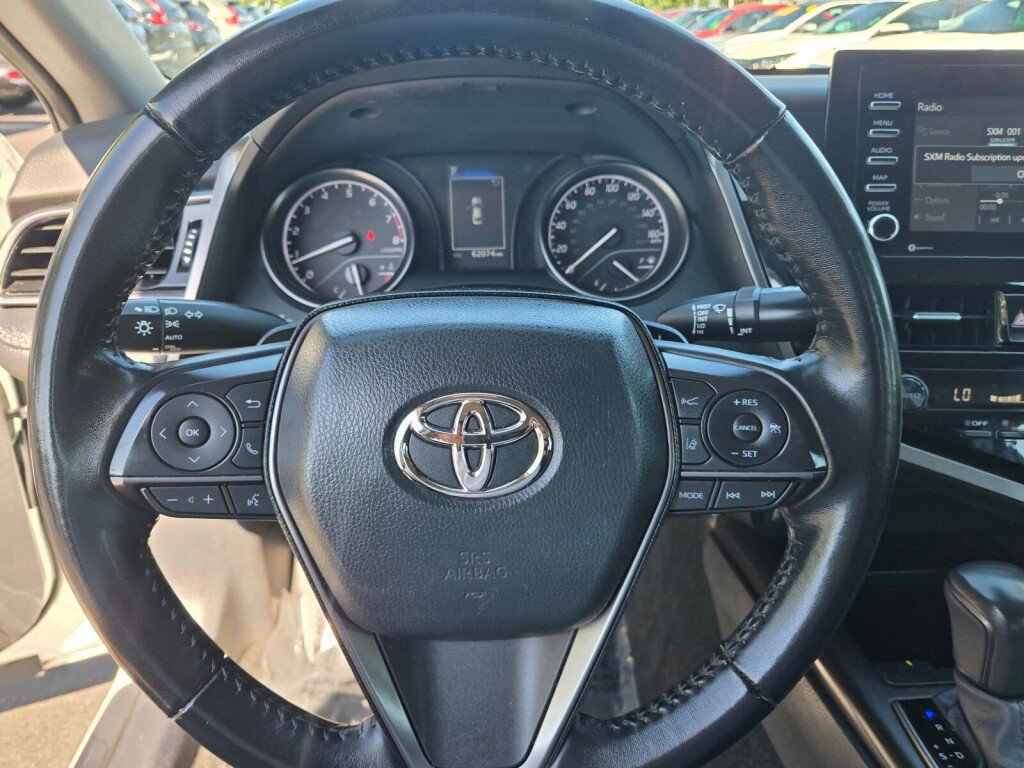 Used 2023 Toyota Camry SE image 25